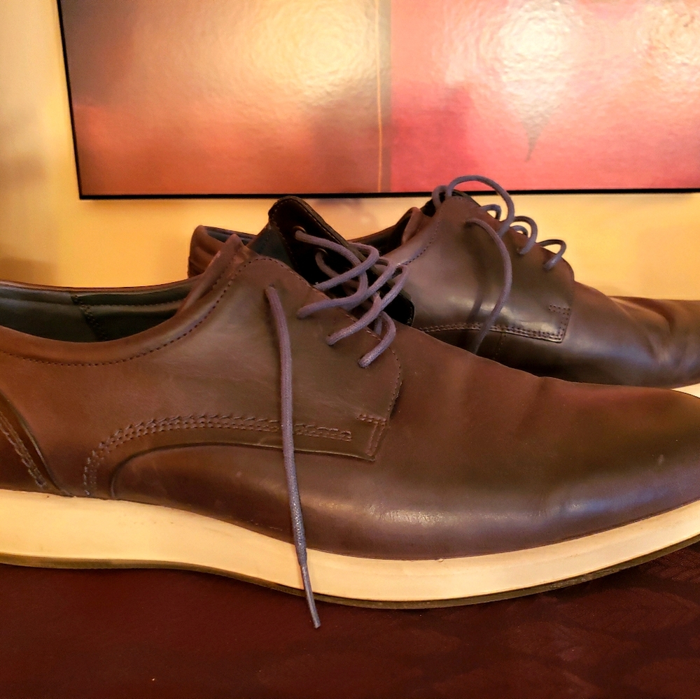 Ecco casual dress shoes